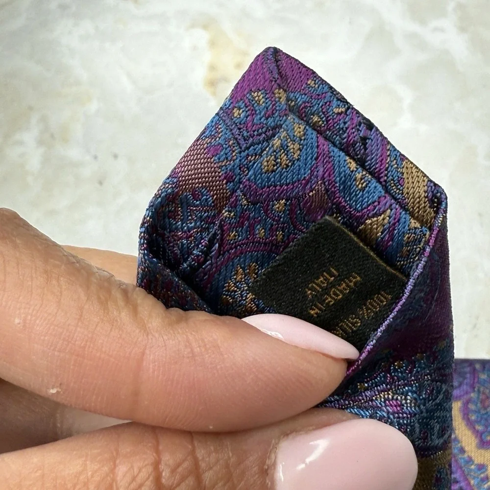 NWOT‎ Jos. A. Bank Reserve Silk Tie Paisley Purple Blue 3